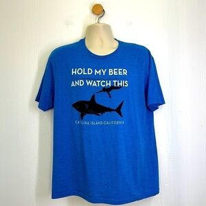 Duck Co - Hold My Beer Catalina Island CA Swimmer & Shark T Shirt Size Large